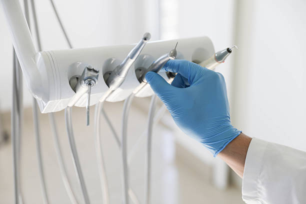 Professional Tooth Extraction technician working in Lake County County, OR
